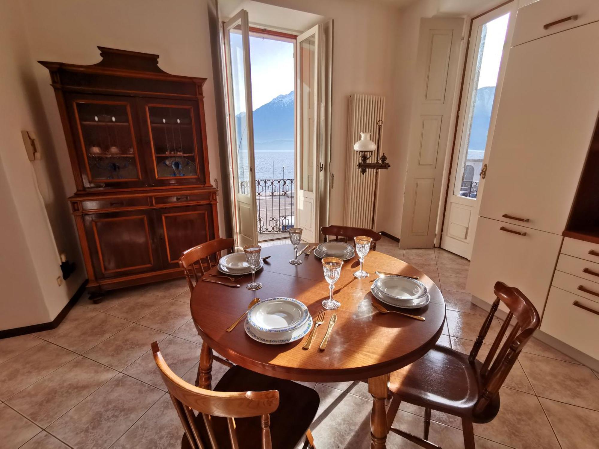 Elegant Historic Large House On Lake Como Apartman Gravedona Szoba fotó