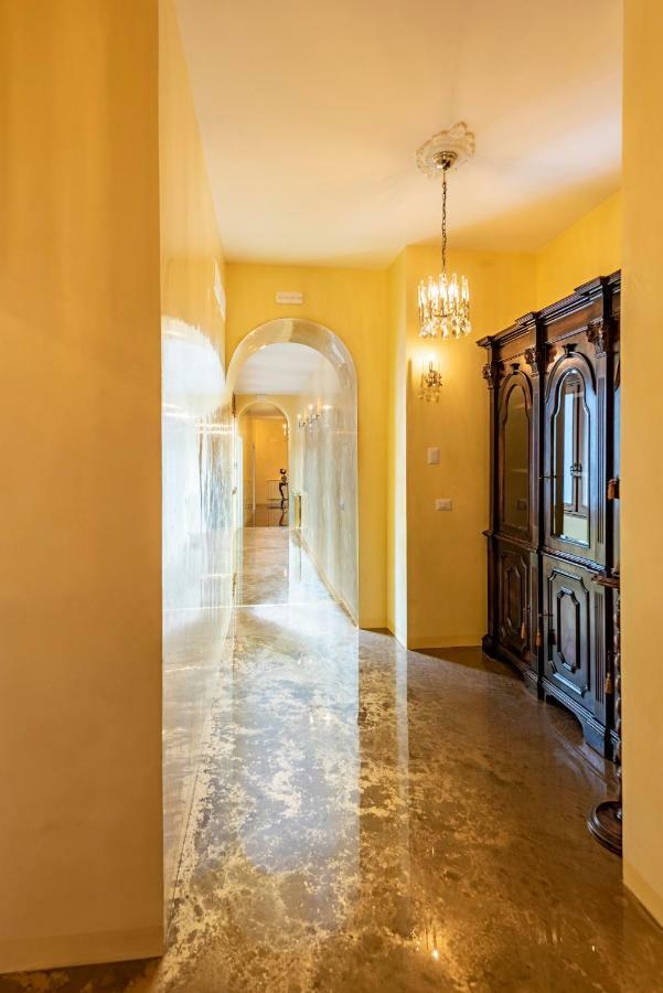 Elegant Historic Large House On Lake Como Apartman Gravedona Kültér fotó
