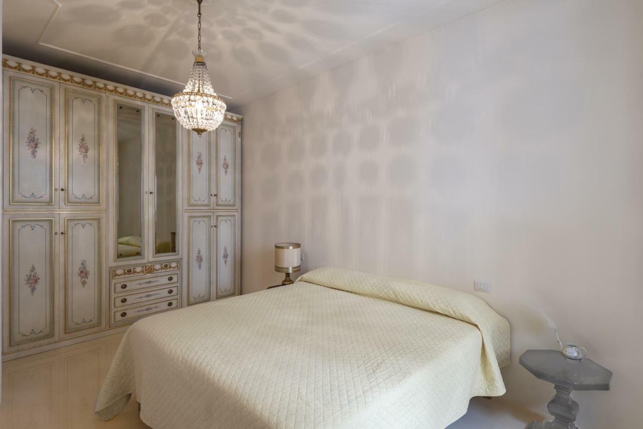 Elegant Historic Large House On Lake Como Apartman Gravedona Kültér fotó